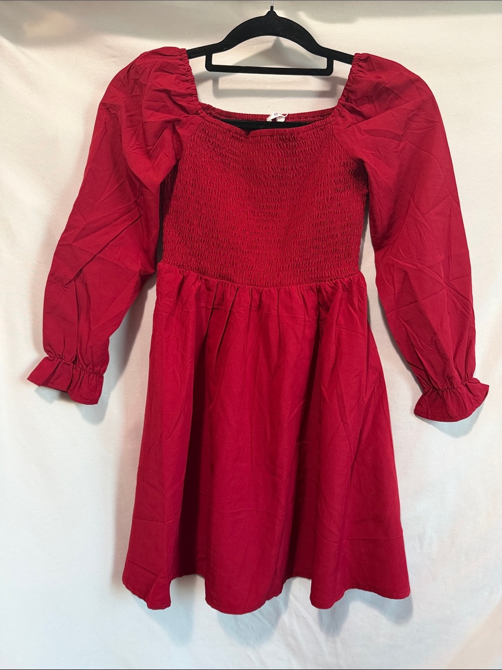 Girls' Red Smocked Puff-Sleeve Casual Dress
